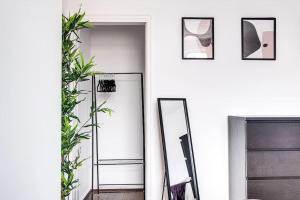 Cozy Nook-Hot Tub, Sleeps 8, Free Parking, Netflix