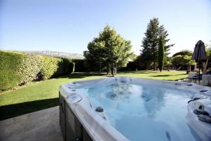 VILLA SAINTE BAUME Piscine Jacuzzi tout confort