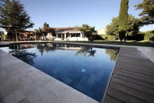 Villas VILLA SAINTE BAUME Piscine Jacuzzi tout confort : photos des chambres