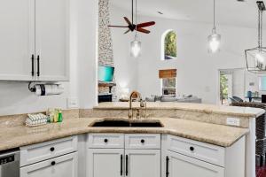 Private Tropical Oasis Near Beach Hot Tub&GolfCa
