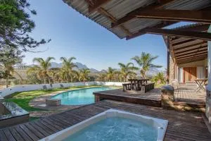 Kana guest farm - 35 rooms for 70 guests - Cloetesville