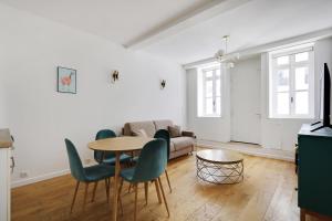 Pick A Flats Apartment in Saint Germain - Rue Vaneau