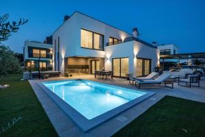 Luxury Villa Murallo 