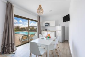 Lola Family Lajares iRent Fuerteventura - 4hvězdičkové hotely ve městě La Oliva