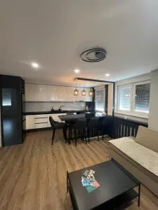 Bella Mela - Kosanovići