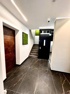 CINQUE TERRE Hub Suite ART