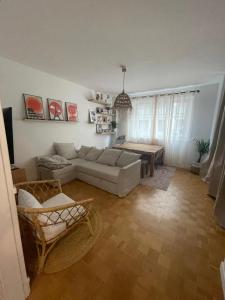 Paris Champs-Elysées Flat