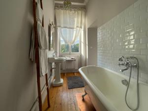 B&B / Chambres d'hotes Le Jardin De Gustave : photos des chambres