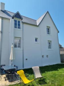 Maisons de vacances Maison de charme avec vue mer et jardin : photos des chambres