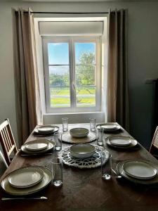 Maisons de vacances Maison de charme avec vue mer et jardin : photos des chambres