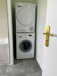 Maisons de vacances Maison de charme avec vue mer et jardin : photos des chambres