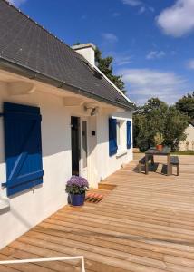 Maison bretonne rénovée à neuf - Terrasse plein sud - Proche plage