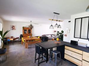 Maisons de vacances Agreable Villa proche Pont du Gard : photos des chambres