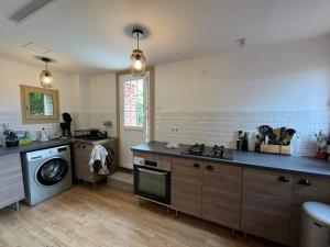 Maison charmante à Bec-de-Mortagne avec jardin clôturé