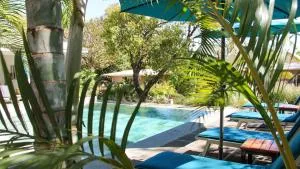 Tee-K Lodge Tamarindo - Hernández