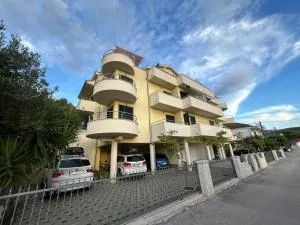 Apartmani Palada - 波尔吉察