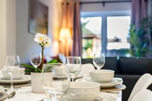 2 BDR cosy house with Private parking