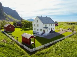 The Old Vicarage - Flakstad Lofoten - 索尔瓦根