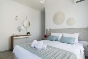 Aurora - Rooms & Suites - Spetses