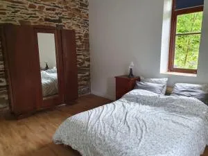 Longere des fontaines - Hanvec