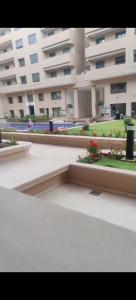 Élégant duplex avec deux piscines et une vue magnifique