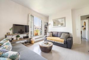 In front of Sacré Cœur - 2 Bedrooms in last floor