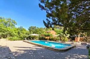 Aix en Provence charmante villa piscine cadre verdoyant 6 personnes - Saint-Marc-Jaumegarde