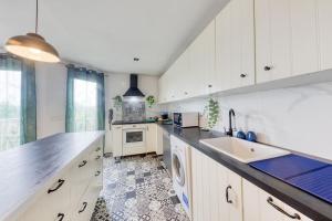 Appartements Paris Family & Friends - Gare a 5 Minutes - Parking : photos des chambres