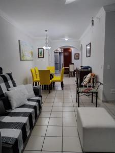 Apartamento Praia de Pitangueiras Guarujá SP