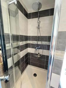 Appartements Studio lumineux avec belle vue : photos des chambres
