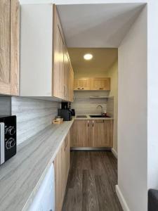 Studio lumineux avec belle vue