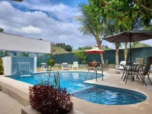 BeachBungalow Surf&Stay - La Mona