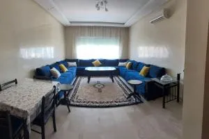 Grand appartement ensoleillé, 2 chambres , 2 salles de bains, 1 salon, 2piscines, à 750m de la plage - Mansouria