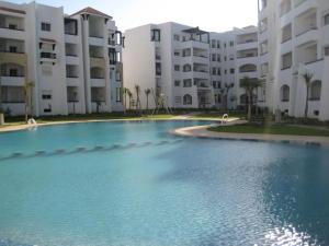 Appartement moderne vue sur mer assilah marina golf