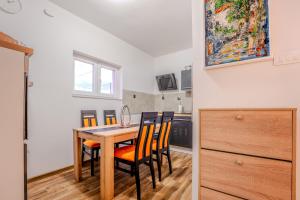 Villa Leny with pool