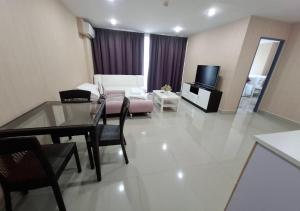 Baan Bangsarey Hotels