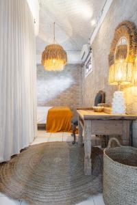 Villa Nobo - 3BR Private Pool Villa in Central Seminyak - Walk to Shops & Dining