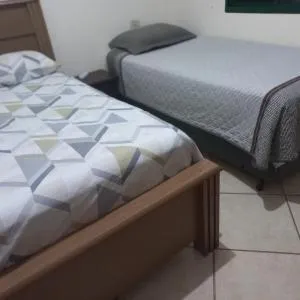 Quarto triplo - Apartamento compartilhado - 阿图尔诺盖拉
