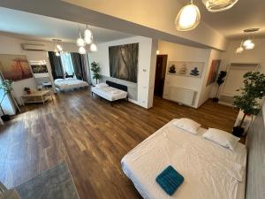 NEW 1 GREEN APARTment