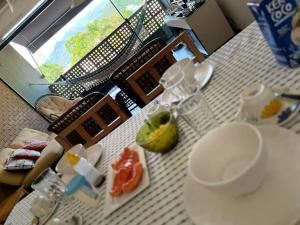 Ubatuba, conforto e tranquilidade - Apartamento com ar condicionado, seguança e acesso fácil