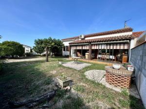 Villa familiale climatisée avec jardin, proche plage, parking, Wifi et barbecue - Saint-Cyprien - FR-1-225D-218