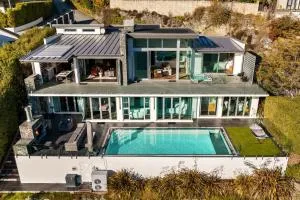 Infinity Heights - Roxburgh