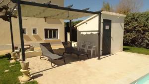 Villas Villa de charme a Taillades avec piscine privee : photos des chambres