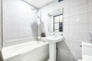 Avenue Hotel - Yongin