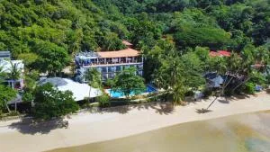 Doublegem Beach Resort and Hotel - Тейтей