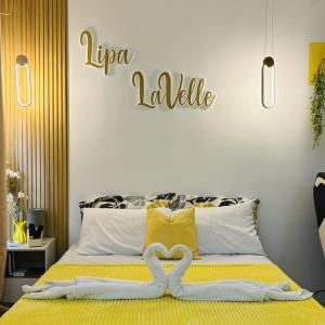 Cinema Unli Massage Chair Foot Soak - LaVelle