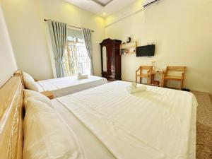 Khách Sạn Tiến Loan