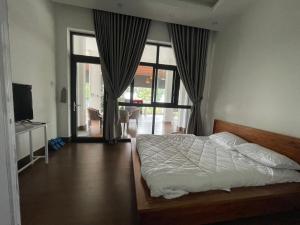 Nhà Bên Đồi - The Hill House