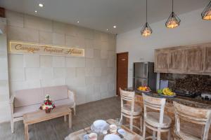 Canggu Tropical House Britain Room