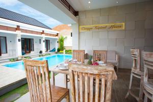 Canggu Tropical House France Room